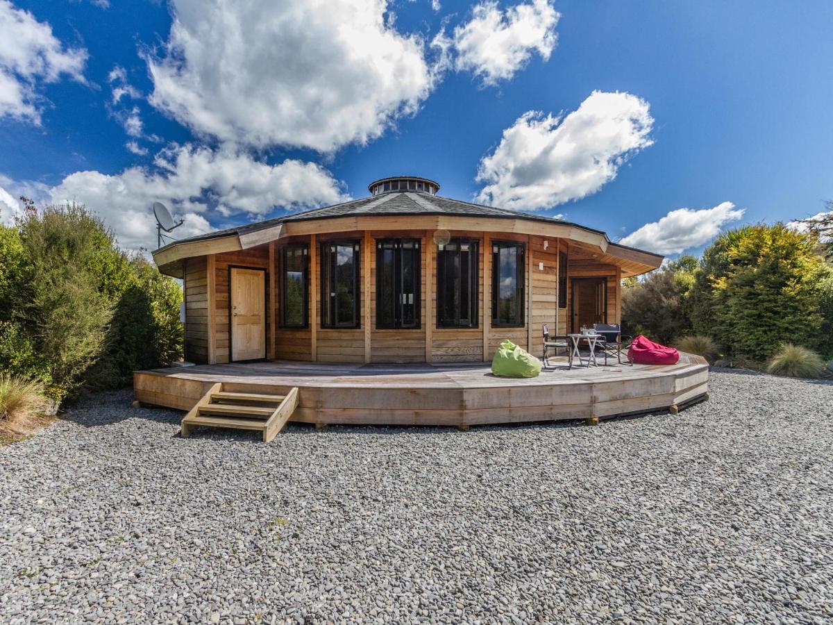 The Snowglobe - Ohakune Modern Yurt Style Chalet Екстер'єр фото